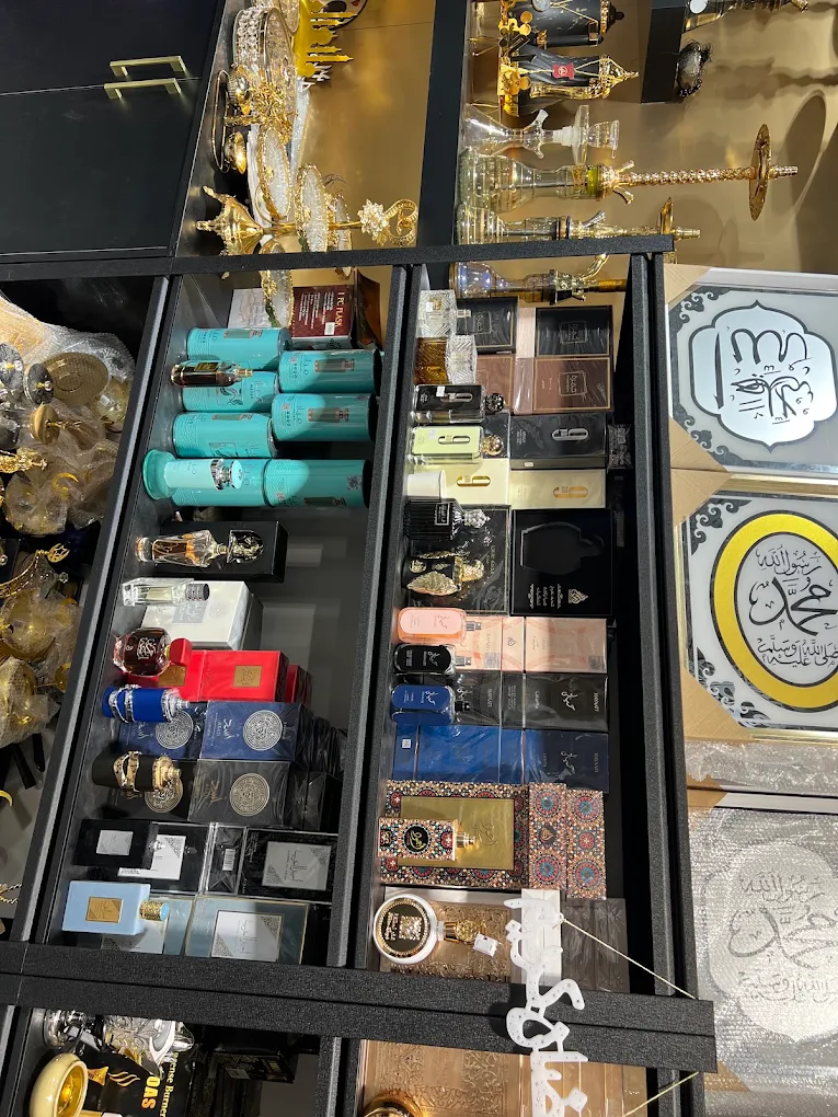 Perfumes & Oud